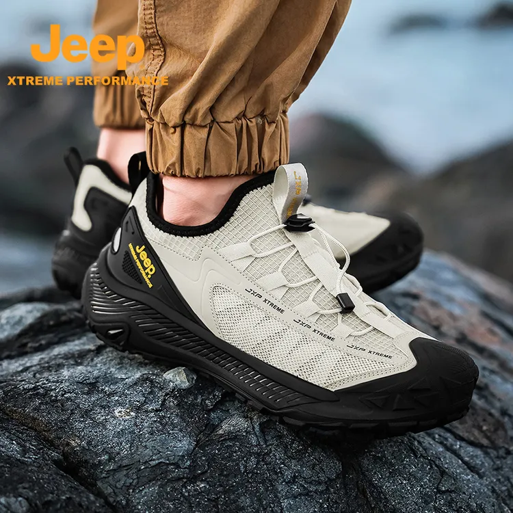 Jeep/吉普户外运动男式徒步鞋软底软面轻弹透气舒适百搭低帮鞋