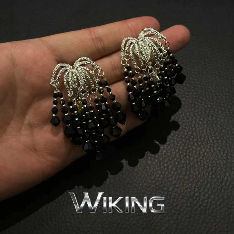 纯铜仿水晶耳饰 王大嘴原创 “黑色烟花”奢华立体黑晶烟花耳钉A554