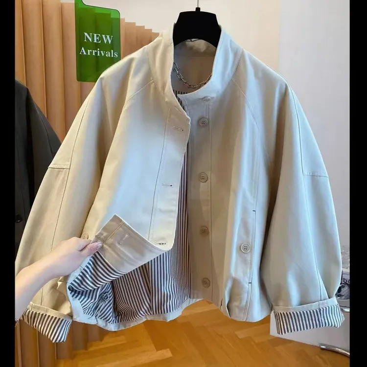 立领女短外套早秋韩系女撞色外套洋气风衣春季时尚