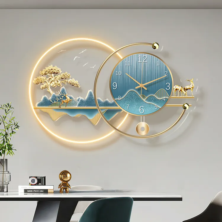 客厅挂钟大气轻奢钟表2025新款餐厅表挂墙家用静音摆钟创意时钟灯