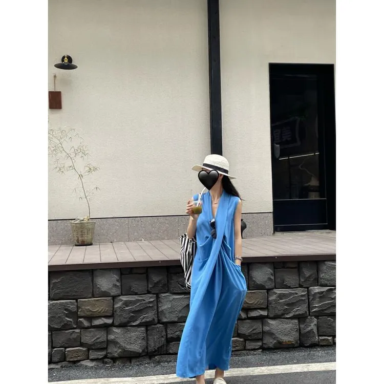 向晚意夏季纯色无袖圆领法式连衣裙显瘦休闲设计感百搭长裙