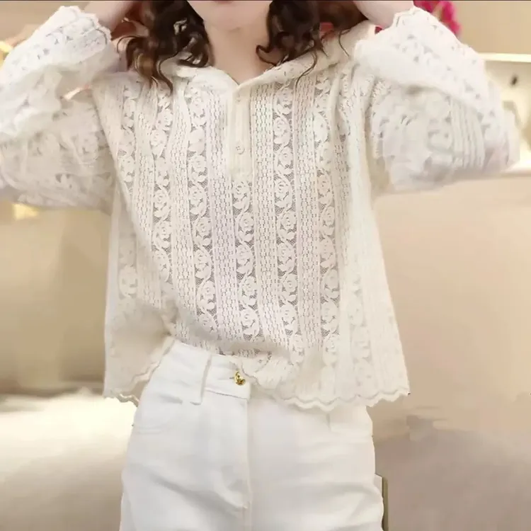 【芳芳惊喜】花朵戴帽仙仙蕾丝上衣2025新款设计感拼接气质连帽衫