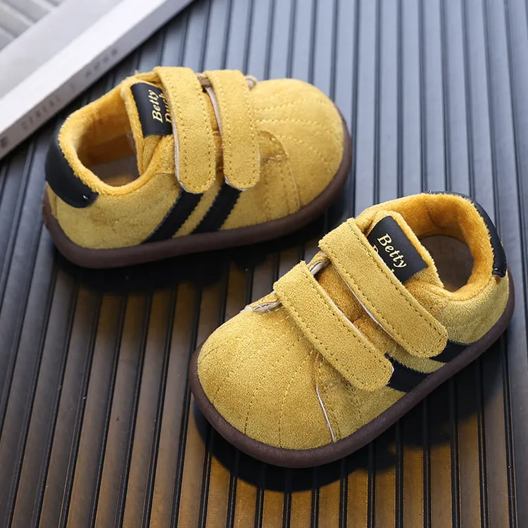 秋冬款宝宝棉鞋1到3岁学步鞋软底儿童运动鞋加厚保暖户外婴儿鞋子