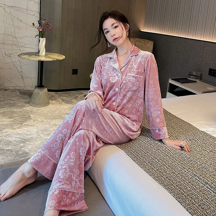 金丝绒睡衣女秋冬新款大牌风金钻绒长袖长裤同款高级感家居服套装