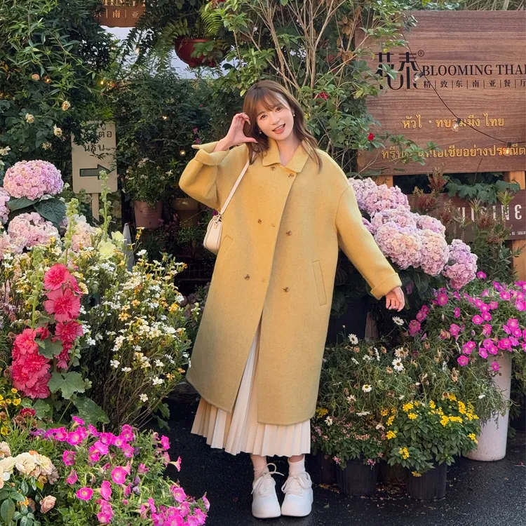 法式高级感气质赫本风简约百搭双排扣中长款宽松羊毛大衣25905