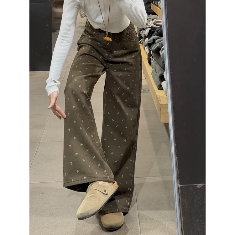 美拉德棕色复古碎花牛仔裤女秋冬高腰宽松显瘦阔腿直筒显瘦拖地裤