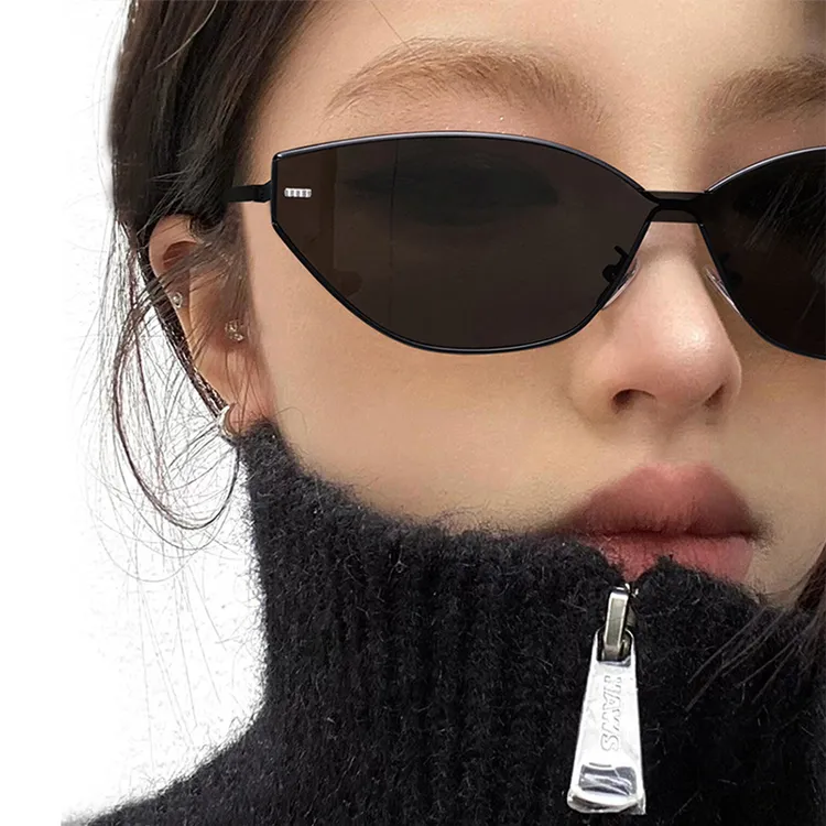 GENIUS MAIDEN新款复古金属框猫眼墨镜女户外佩戴彰显气质街拍潮