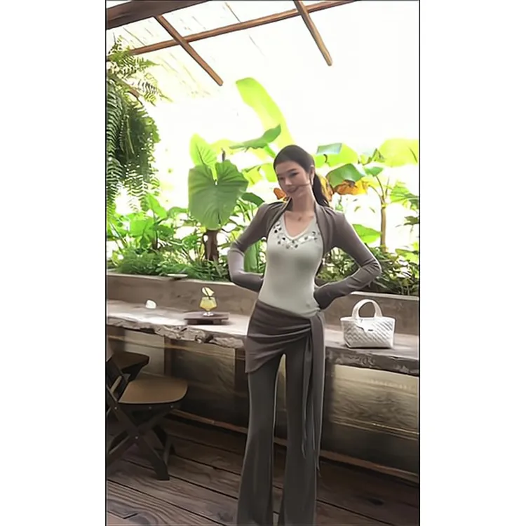 韩系辣妹长袖开衫女亮片气质吊带背心修身上衣两件套灰色喇叭裤