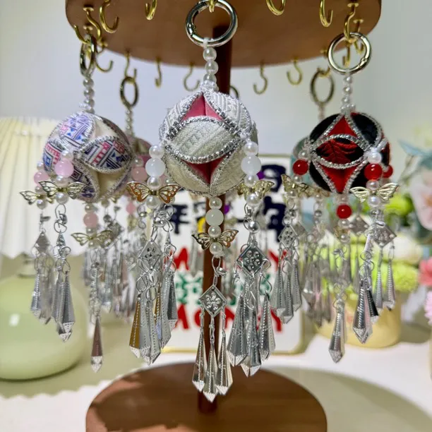 创意纯手工艺壮锦绣球民族活动节日伴手礼吉祥物送礼祝福结婚婚庆