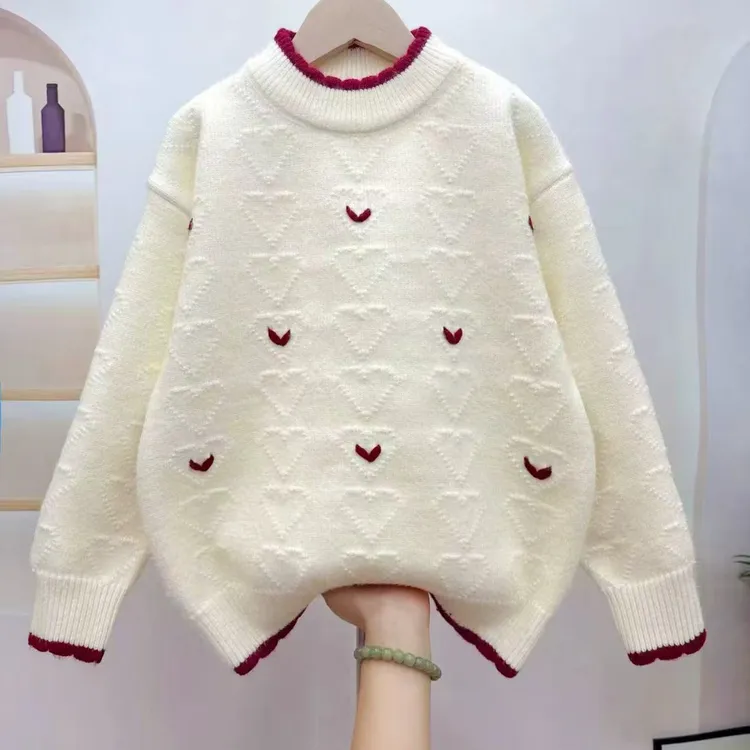 女童时尚圆领加厚款 冬季套头打底手工爱心针织衫韩版百搭大童