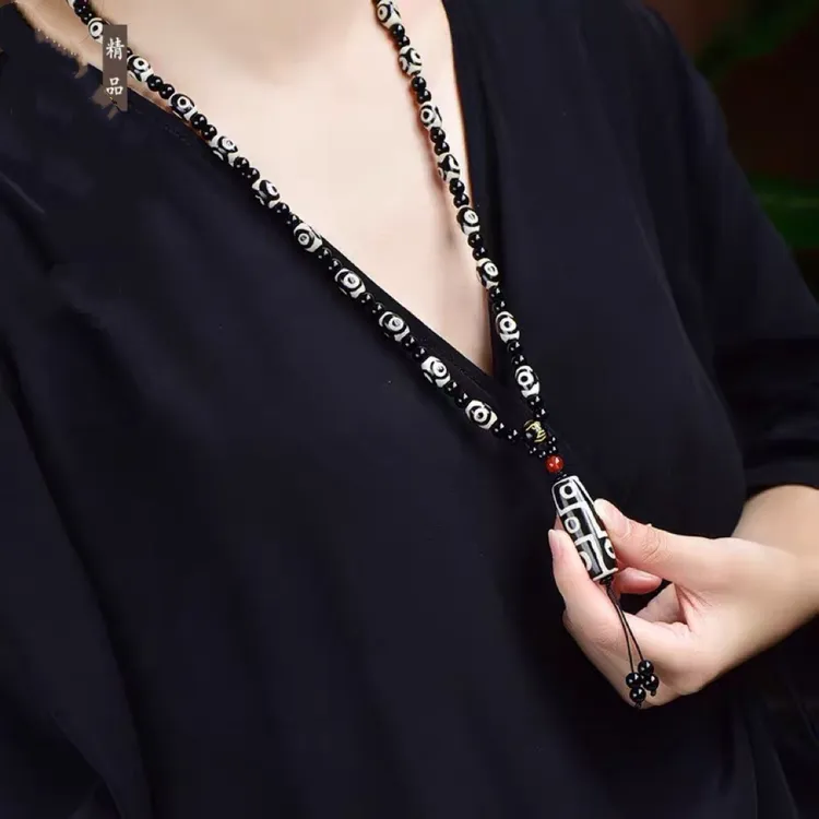 天然西藏九眼天珠项链男女吊坠文艺复古民族风玛瑙毛衣链网红挂饰