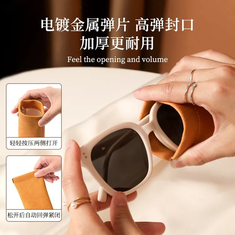 皮质简约卡包证件收纳袋抗压便携式弹片置物包自动闭合化妆包