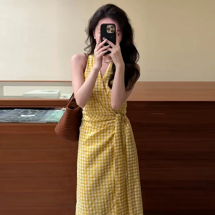 3459法式黄色格子无袖背心连衣裙子女夏季2025新款小个子度假长裙