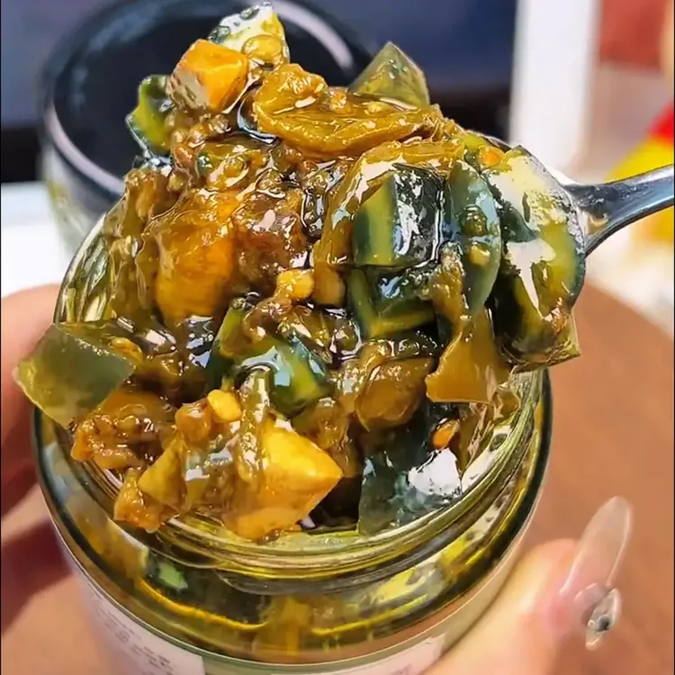 【半价抢！1瓶】皮蛋烧椒酱香辣拌饭拌面炒菜配饭下饭擂皮蛋下饭酱