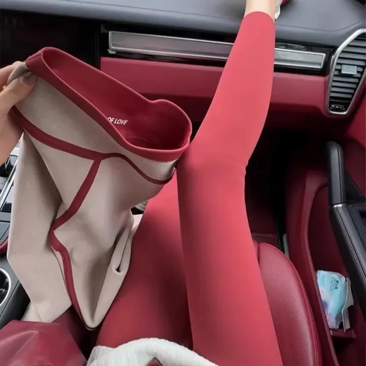 新年红色外穿加绒高腰提臀显瘦弹力女冬季鲨鱼裤无痕圣诞节打底裤