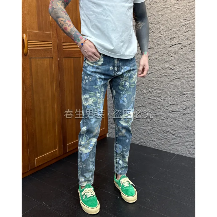 2025秋冬新款时尚休闲百搭满印印花男士修身合身牛仔裤9352