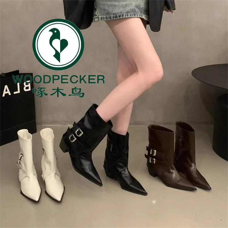啄木鸟小众复古皮带扣裤管靴女秋2025新款英伦风高跟尖头时装短靴