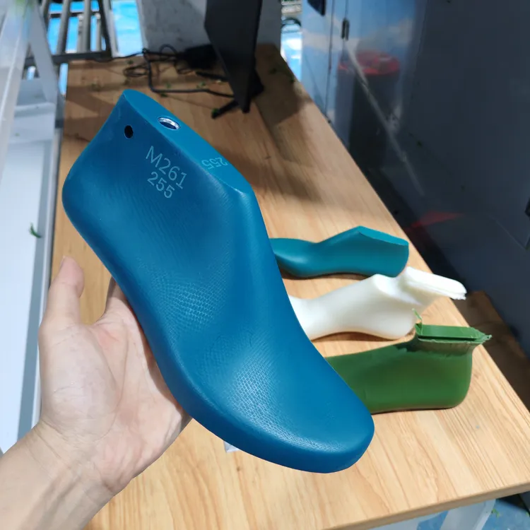 YY羽毛球鞋楦头男女款都有