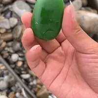 未镶嵌和田玉（糖玉）车挂