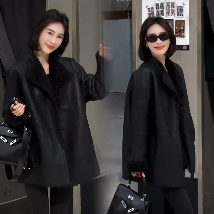2025秋冬新款时尚显瘦气质网红高档洋气女高级百搭宽松大码外套潮