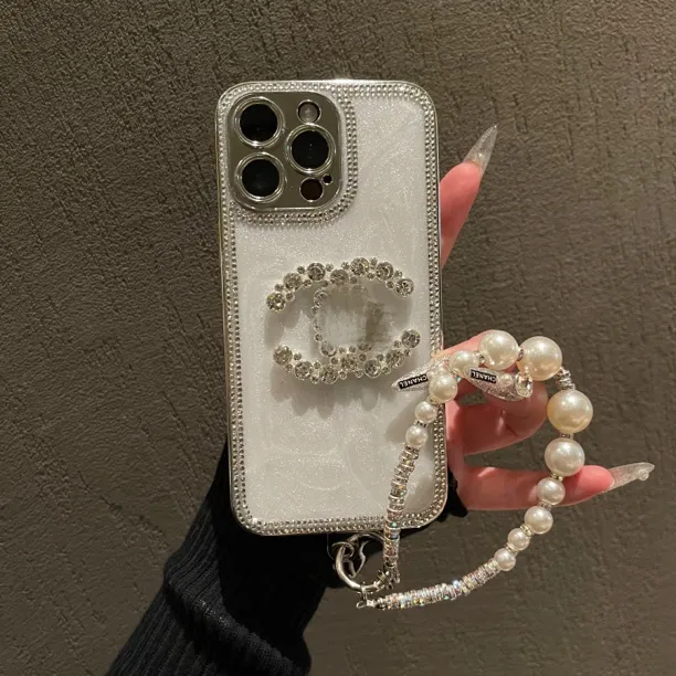 全包满钻带镜头膜高级感奢华适用于苹果16ProMax等女款手机壳ins