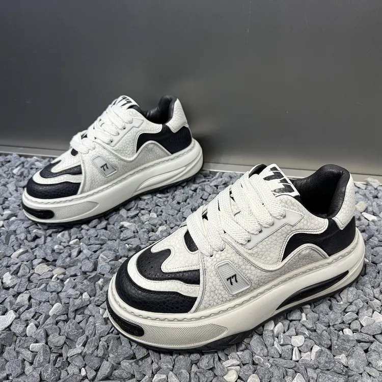 增高男鞋春季新款防滑休闲鞋舒适轻奢运动鞋青年透气男士潮流鞋子