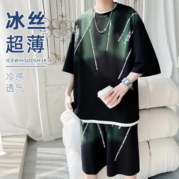 冰丝运动套装男夏季潮流外穿休闲男生短袖t恤短裤青少年大码男装