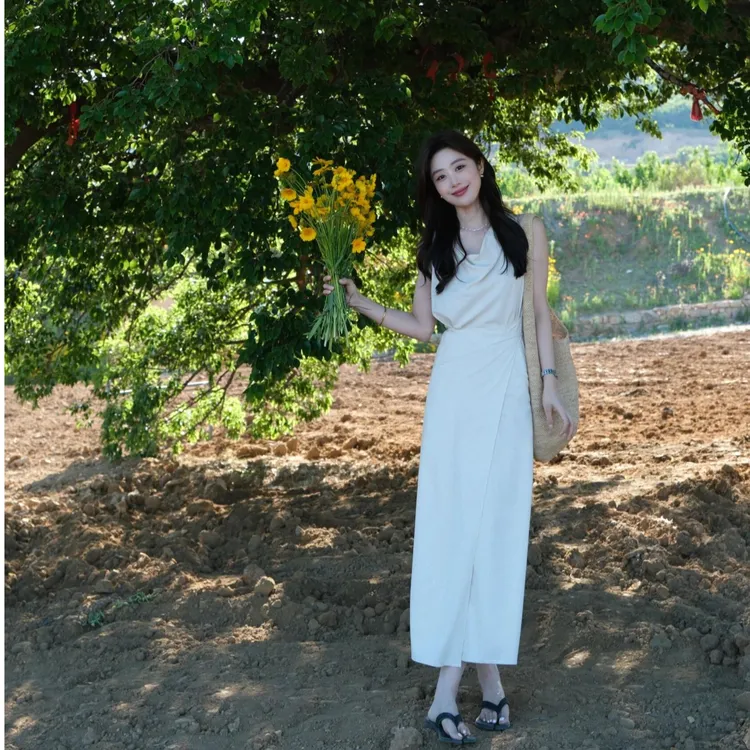 韩系氛围感荡领无袖上衣女夏季新款设计感收腰气质半身裙时尚套装