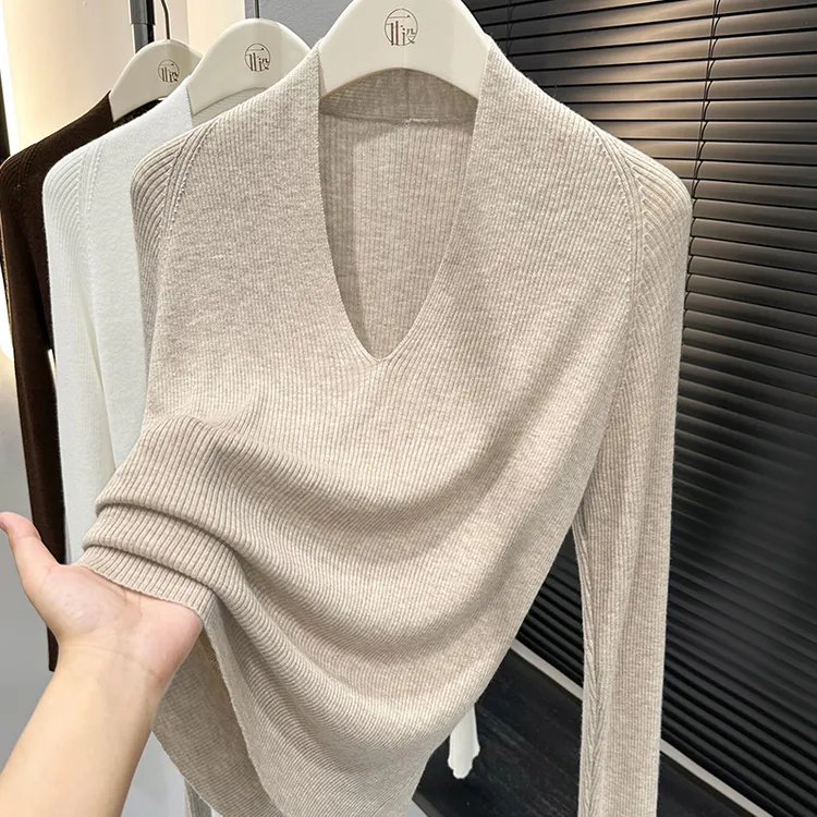 低V领露锁骨套头长袖打底衫女高级感内搭修身显瘦针织衫上衣叠穿