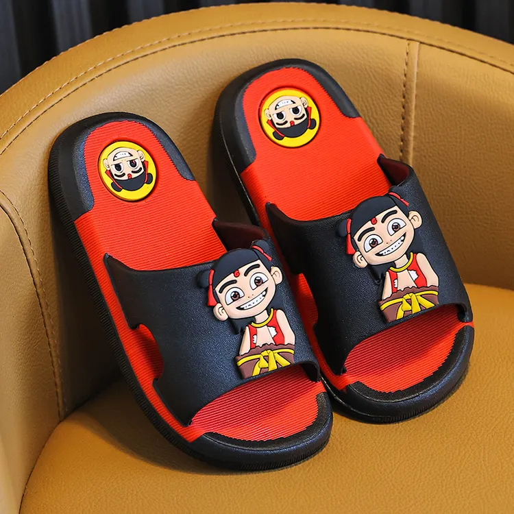 哪吒儿童拖鞋男厚底男童鞋子男孩女童夏季防滑小孩卡通沙滩凉拖