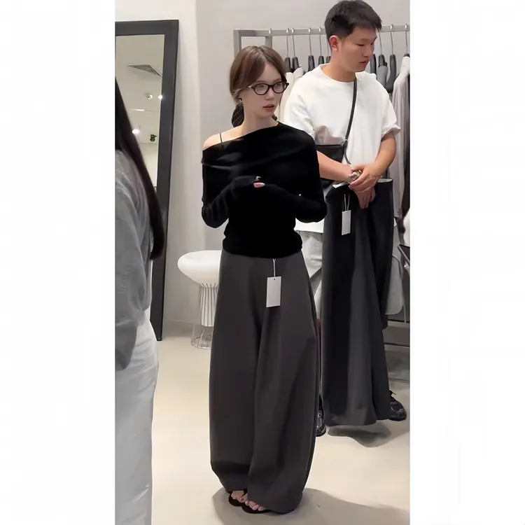 早秋穿搭减龄一整套女装2025新款修身斜肩长袖上衣宽松显瘦阔腿裤