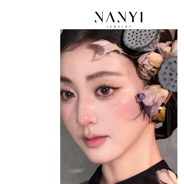 南一｜美出新高度 紫色莲蓬 新中式发饰