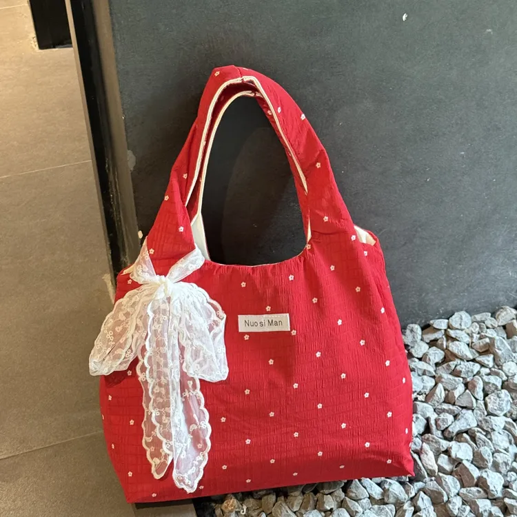 韩系红色小花波点大容量帆布包2025新款休闲百搭通勤手提包单肩包