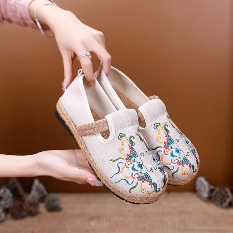 民族风软底老北京布鞋女手工牛筋底复古汉服鞋亚麻透气圆头绣花鞋