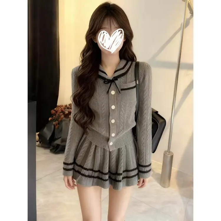「韩系学院风针织套装女减龄显瘦翻领毛衣＋高腰显瘦百褶短裙两件