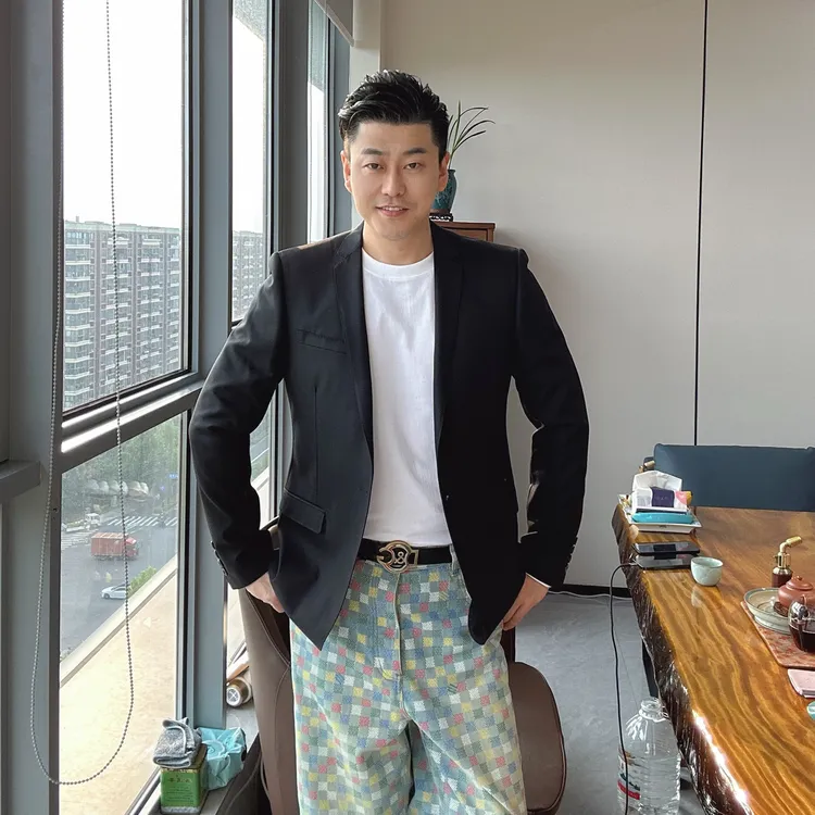 西装（迪家）90羊毛（10桑蚕丝）