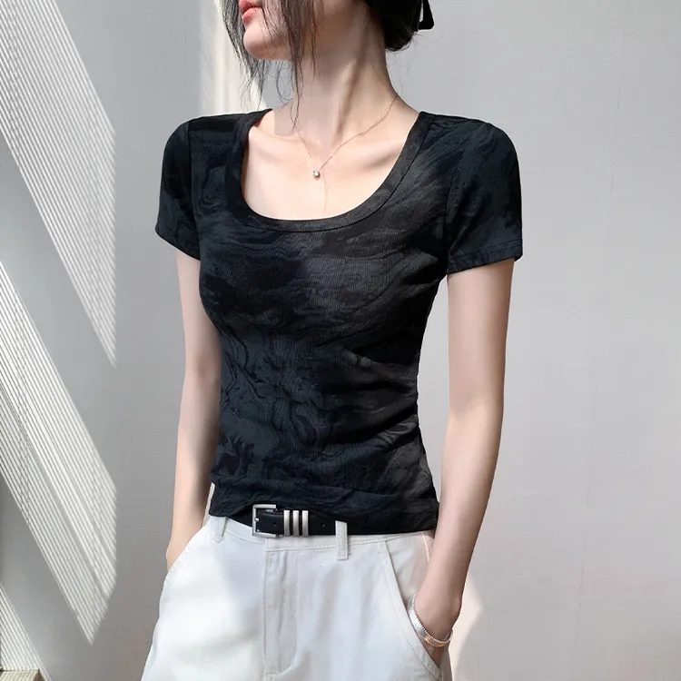 歌倍尚方领扎染时尚别致正肩短袖T恤女夏季修身显瘦衬衫内搭上衣