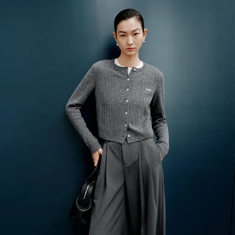 【毛衫】【商场同款新品】艾诺丝雅诗 时尚圆领针织开衫  BR181155