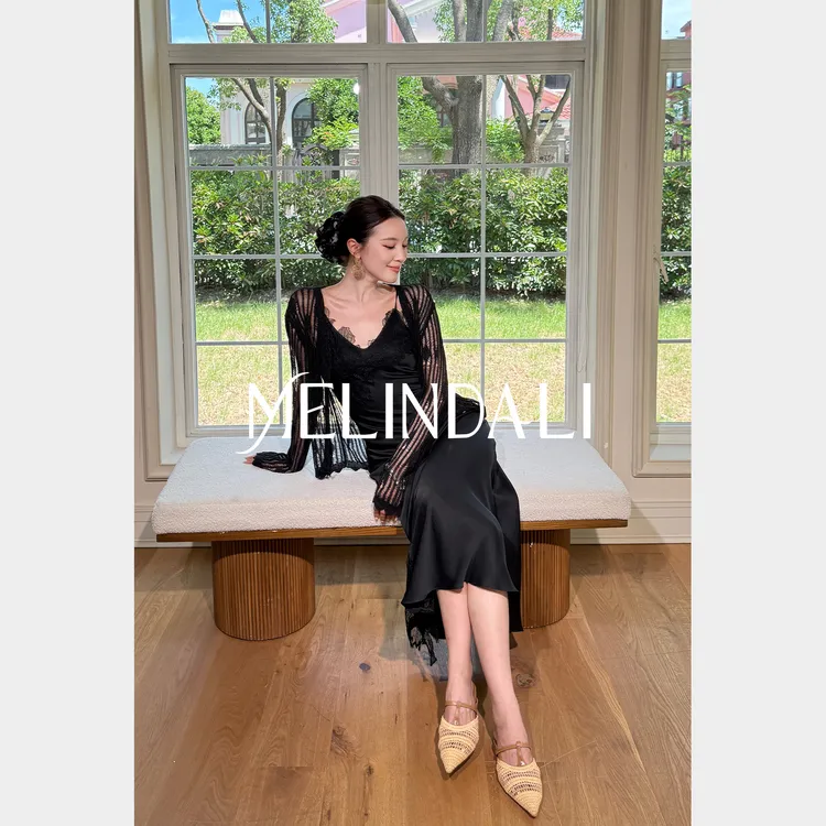 Melinda Li【缪斯】浪漫法式优雅蕾丝刺绣斜裁收腰醋酸吊带连衣裙