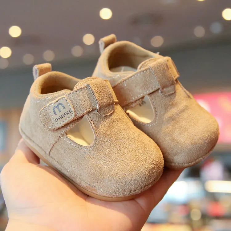 韩系勃肯鞋春季女宝单鞋0-2岁婴幼儿软底防滑百搭男宝宝学步鞋