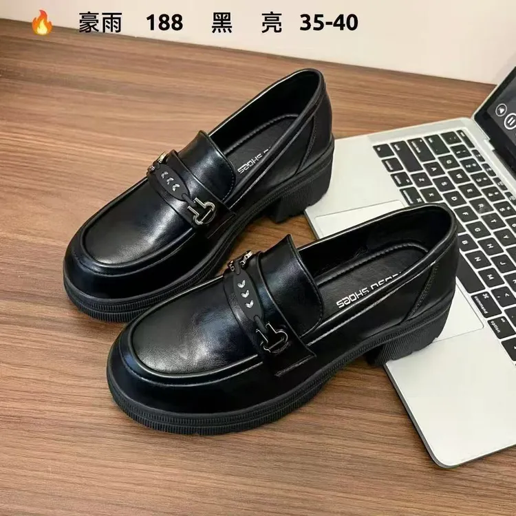 小施家英伦风时尚小皮鞋平底一脚蹬单鞋7788