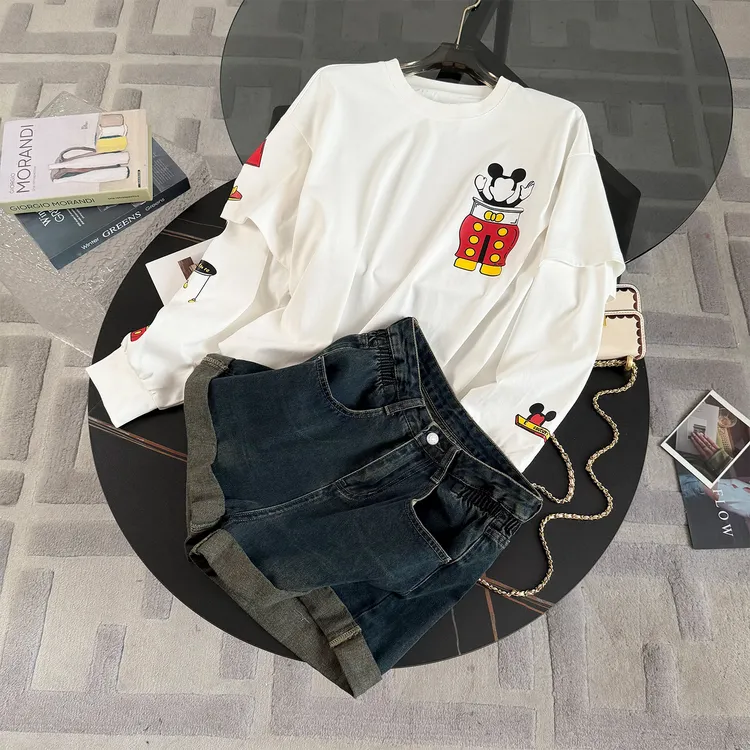 简约个性休闲时尚套装早秋季新款圆领长袖印花上衣牛仔短裤两件套