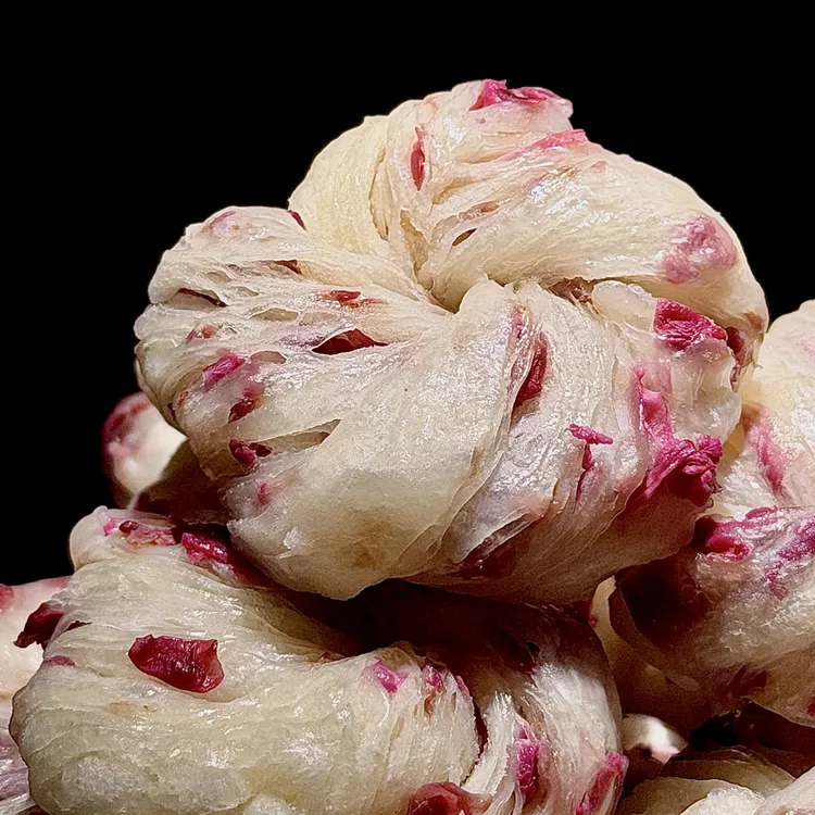 云南 手工玫瑰破酥迷你花卷 500克20个