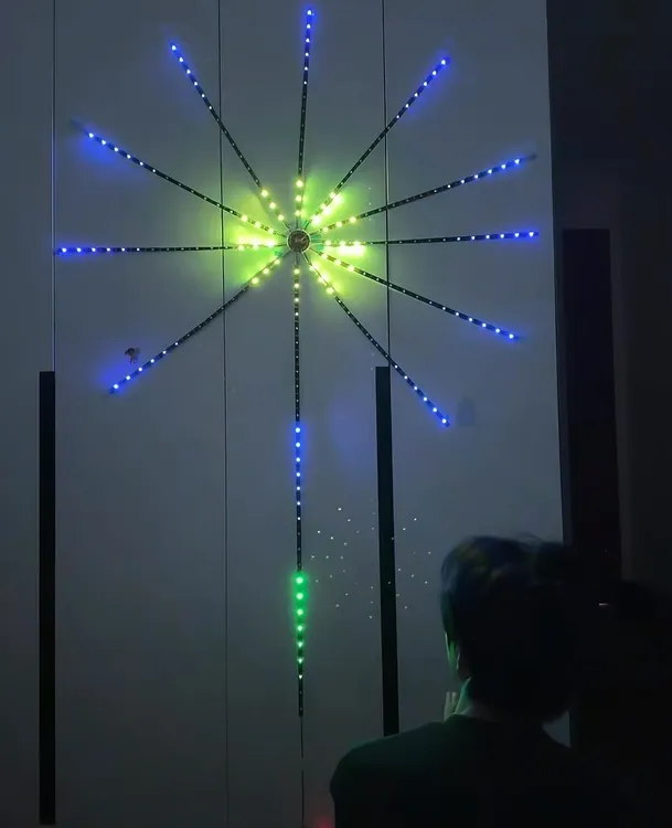 【视频款】声控拍手氛围灯网红烟花灯条七彩自动变色夜用汽车用品