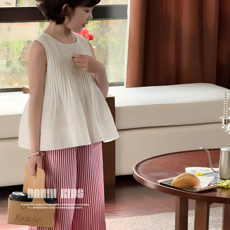 【嗒囜】锦棉混纺~灵动风琴褶 女童2025夏季无袖小衫儿童白色上衣
