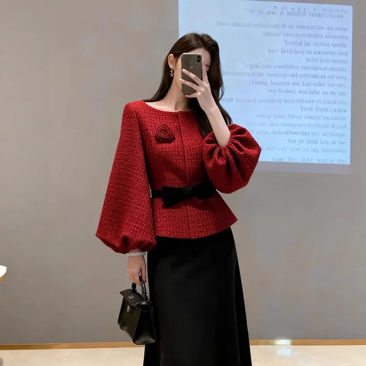 圣诞新年红色小香风外套女2025新款冬名媛气质高端灯笼袖收腰上衣