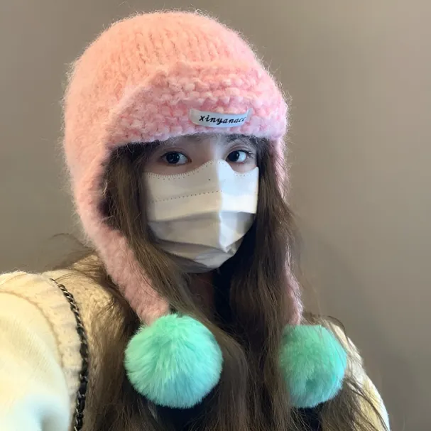 韩版手工粗棒针毛线帽子女冬护耳针织撞色毛球飞行雷锋保暖毛绒帽