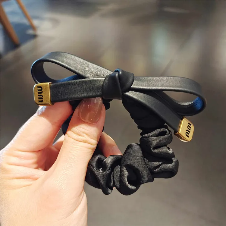 韩国新款皮质蝴蝶结发圈女高级感大肠圈头绳扎头发皮筋发饰头饰