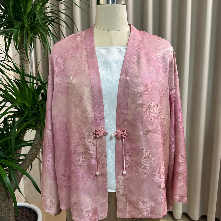 100桑蚕丝 外套 裤子 旗袍 接各类服饰定制，欢迎咨询