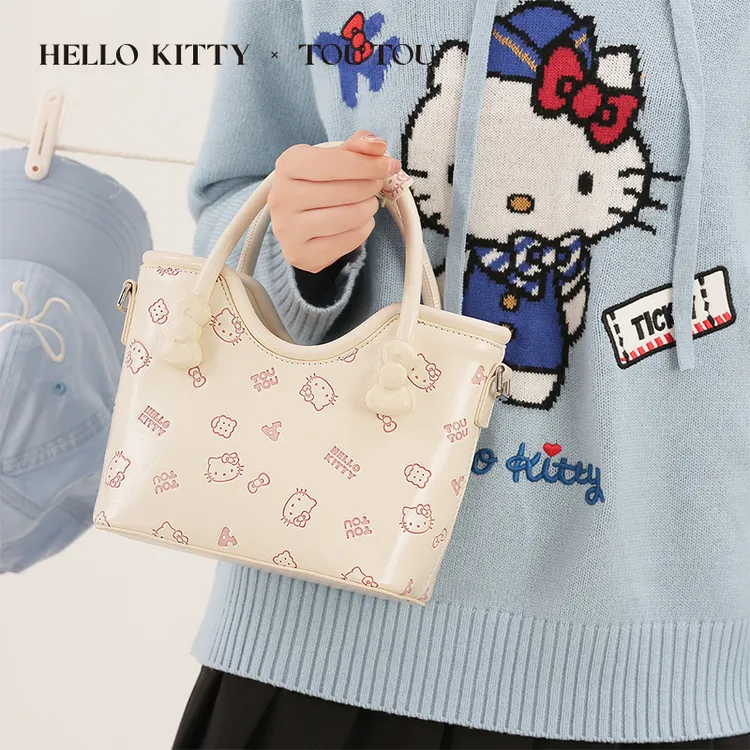 【青提专属】TOUTOU新款HelloKitty正版联名印花菜篮子斜挎包41046